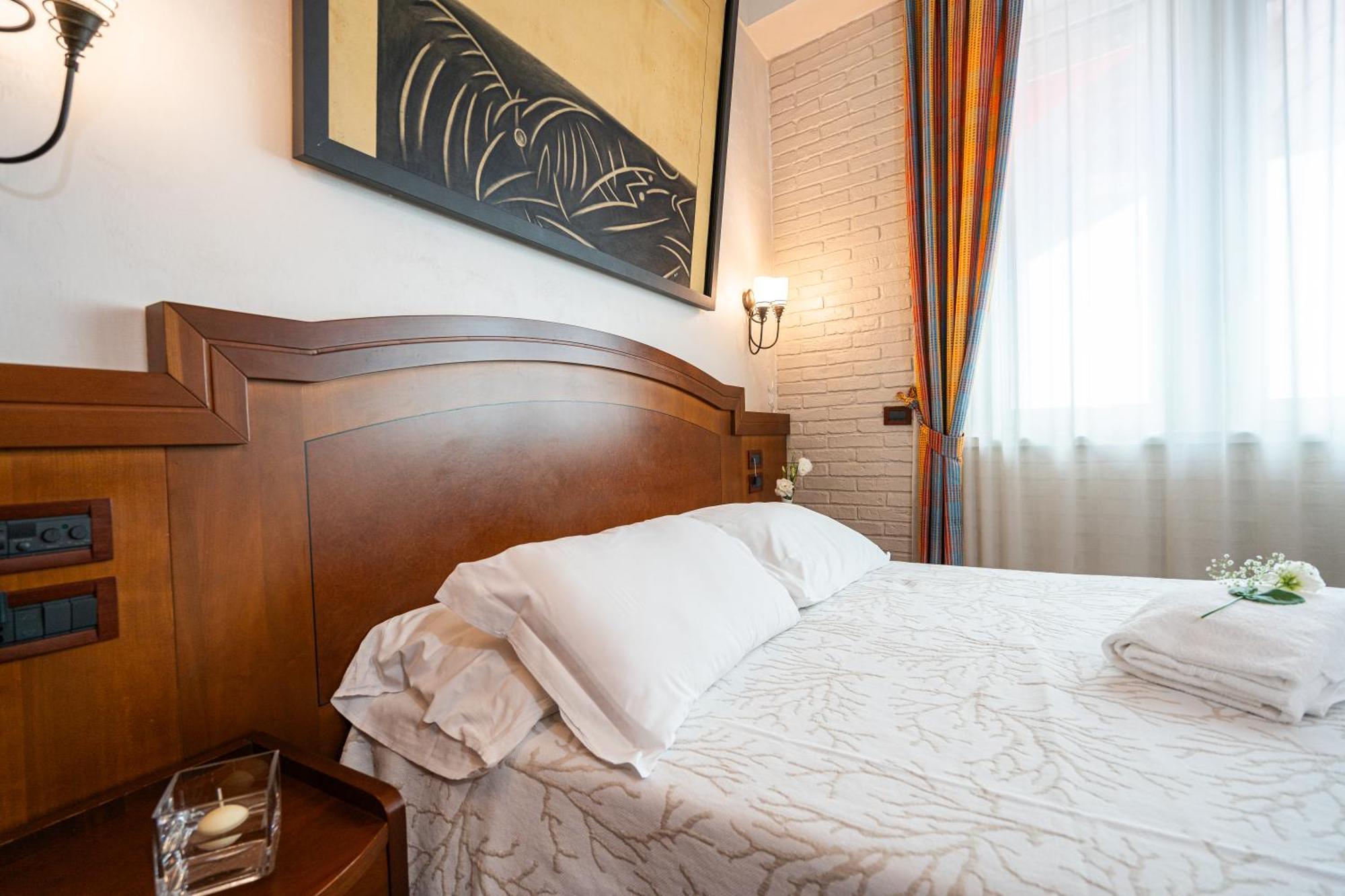 Art Hotel Santa Lucia Термоли Экстерьер фото