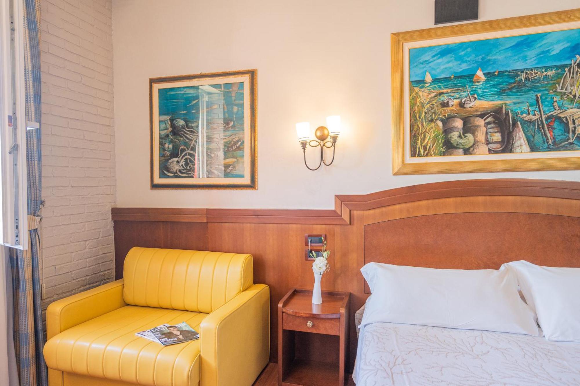 Art Hotel Santa Lucia Термоли Экстерьер фото