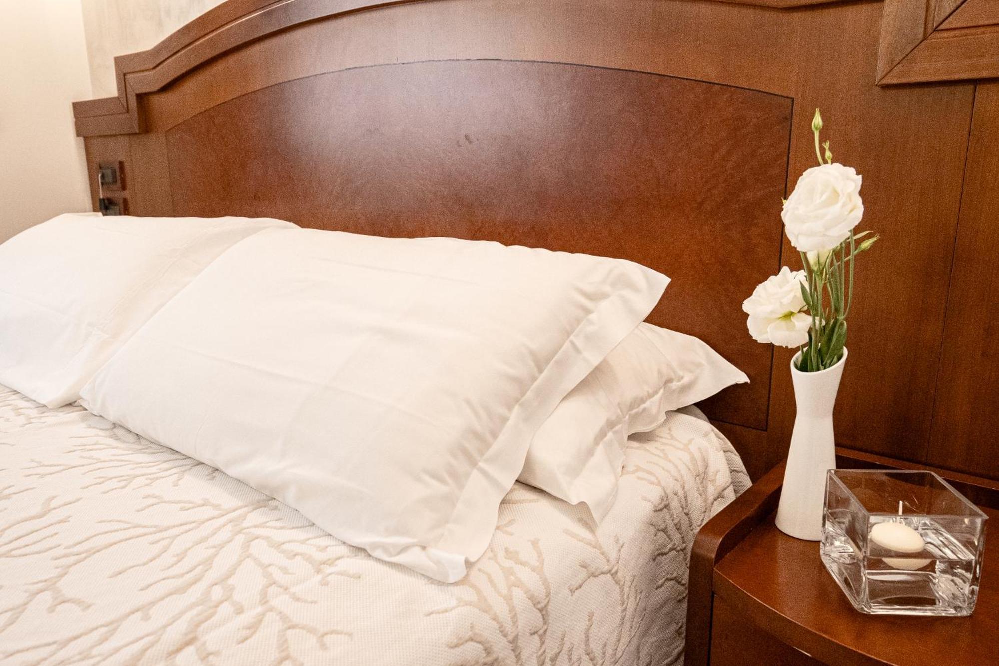 Art Hotel Santa Lucia Термоли Экстерьер фото