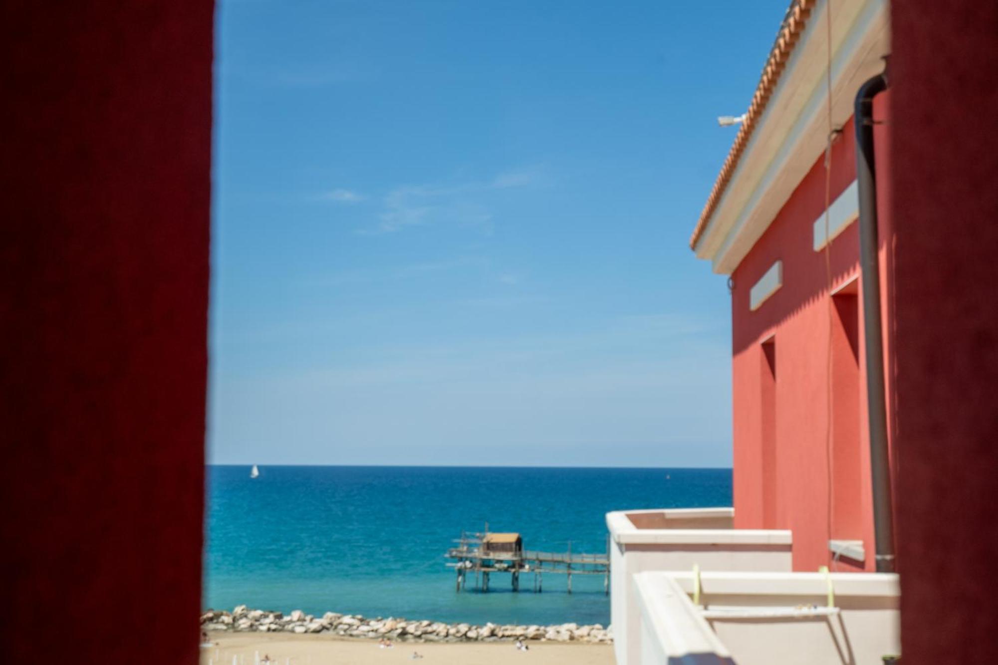 Art Hotel Santa Lucia Термоли Экстерьер фото