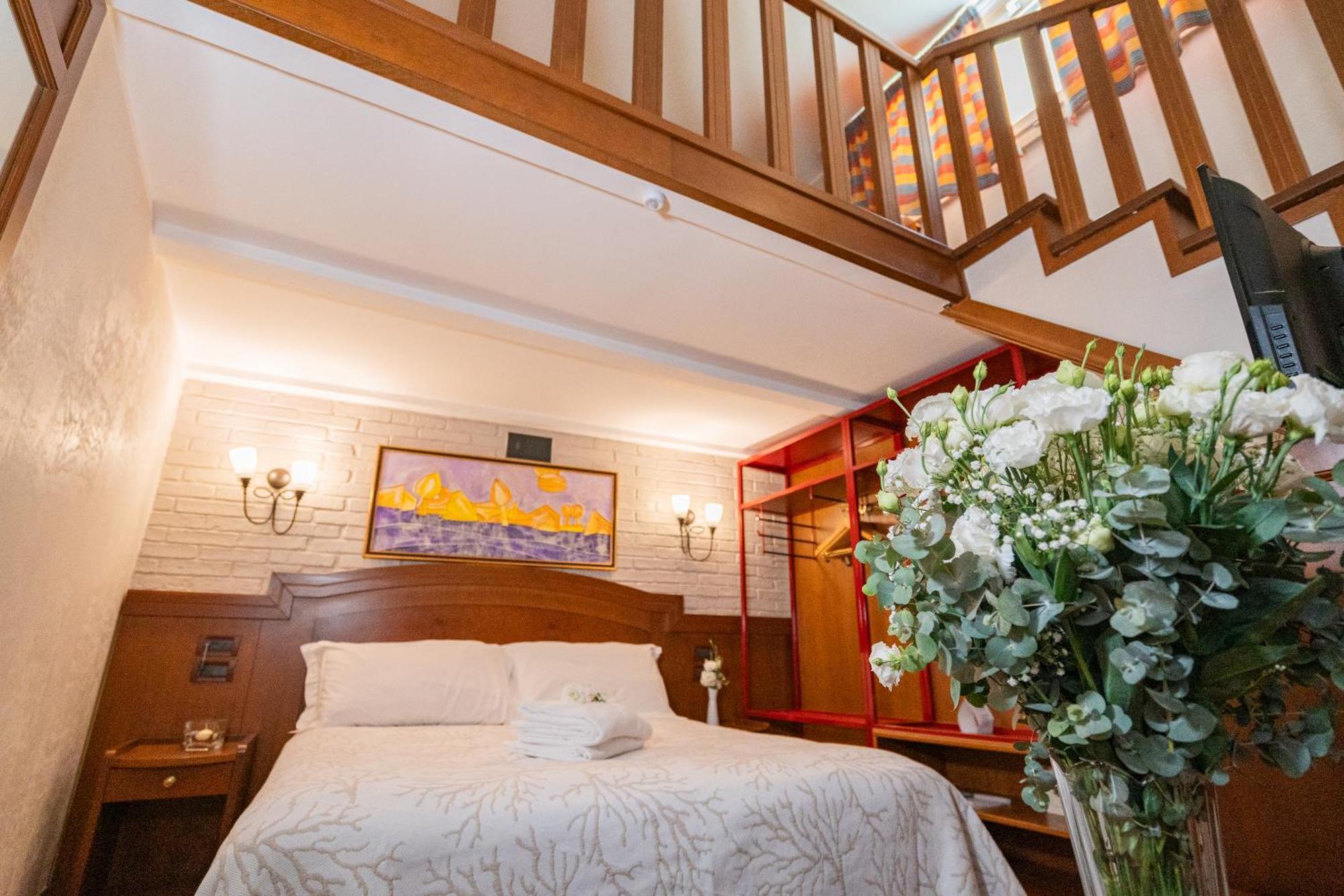 Art Hotel Santa Lucia Термоли Экстерьер фото