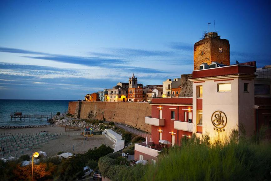 Art Hotel Santa Lucia Термоли Экстерьер фото
